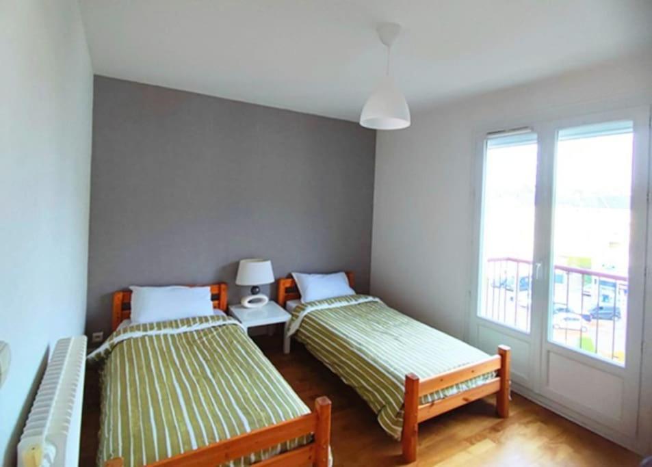 Appartement 76M2 Lumineux Centre Ville Garage Prive 3Ieme Etage Sans Ascenseur Fougeres Bagian luar foto